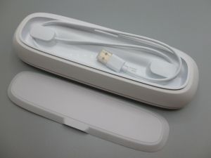 Калъф за пътуване с USB порт за зареждане Philips Sonicare DiamondClean Smart , оригинален ,  бял